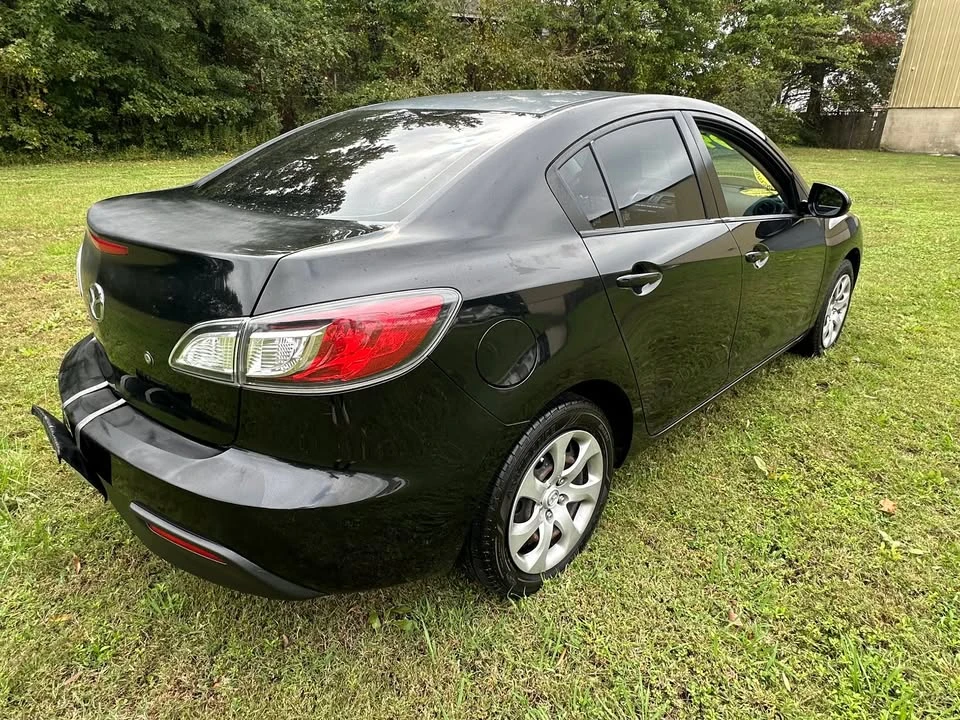 2010 Mazda Mazda 3 2nd Gen - Image 3 of 20