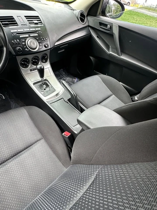 2010 Mazda Mazda 3 2nd Gen - Image 14 of 20