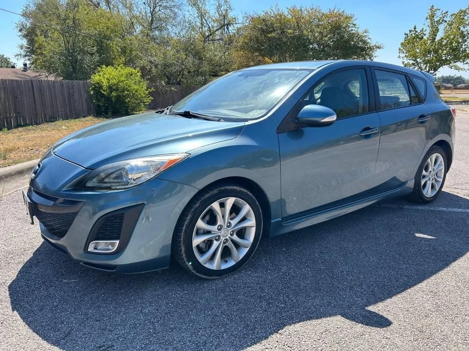 2010 Mazda Mazda 3 2nd Gen - Image 2 of 20