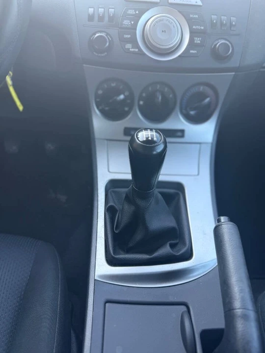 2010 Mazda Mazda 3 2nd Gen - Image 17 of 19