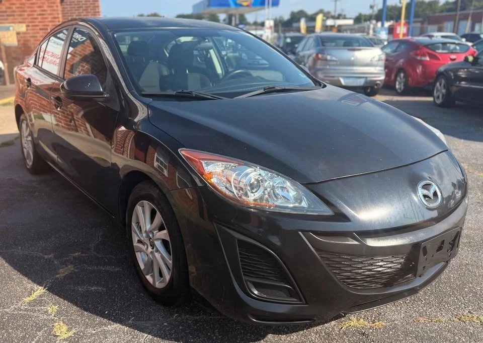 2010 Mazda Mazda 3 2nd Gen - Image 3 of 19