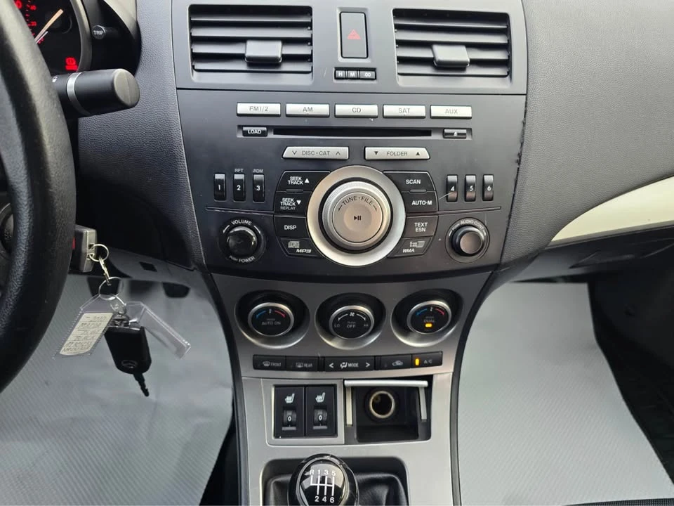 2010 Mazda Mazda 3 2nd Gen - Image 15 of 17