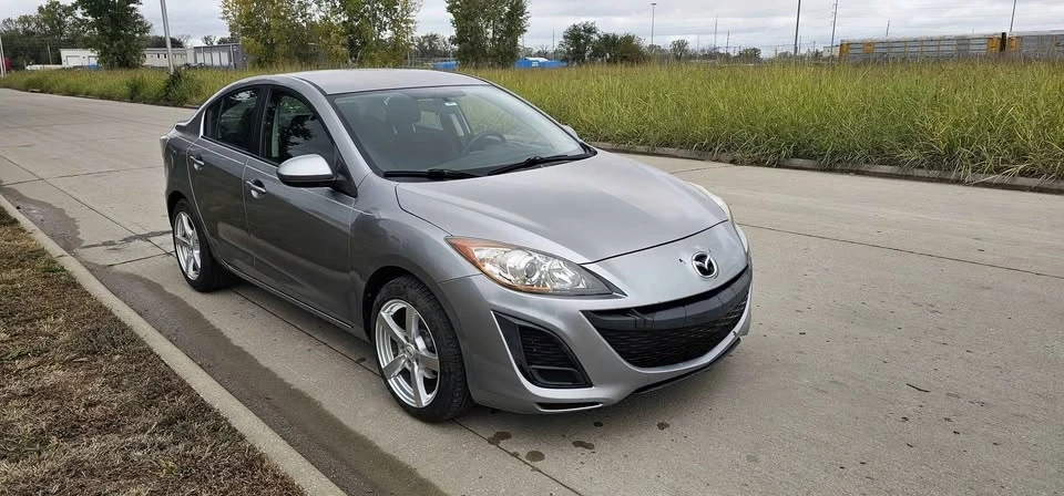 2010 Mazda Mazda 3 2nd Gen - Image 8 of 10