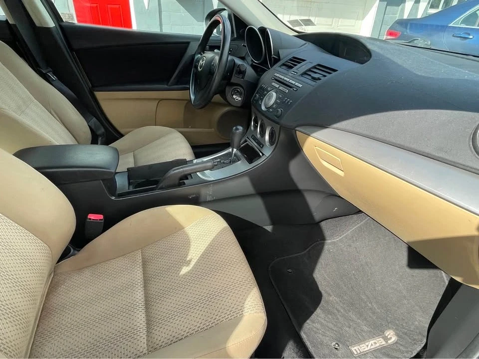 2010 Mazda Mazda 3 2nd Gen - Image 17 of 20