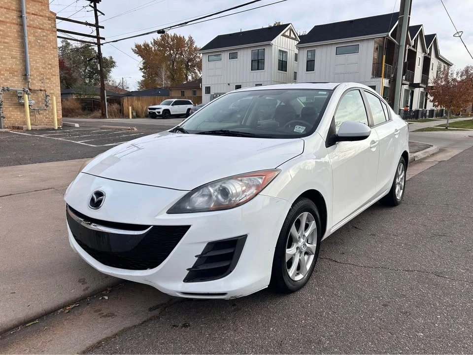 2010 Mazda Mazda 3 2nd Gen - Image 4 of 16
