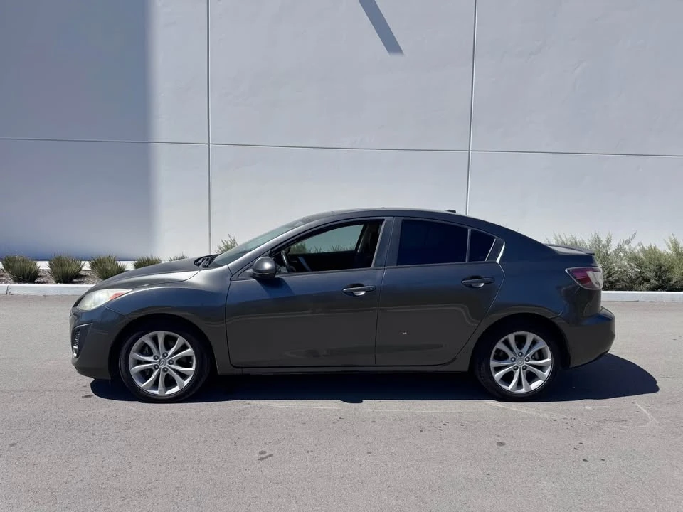 2010 Mazda Mazda 3 2nd Gen - Image 2 of 12