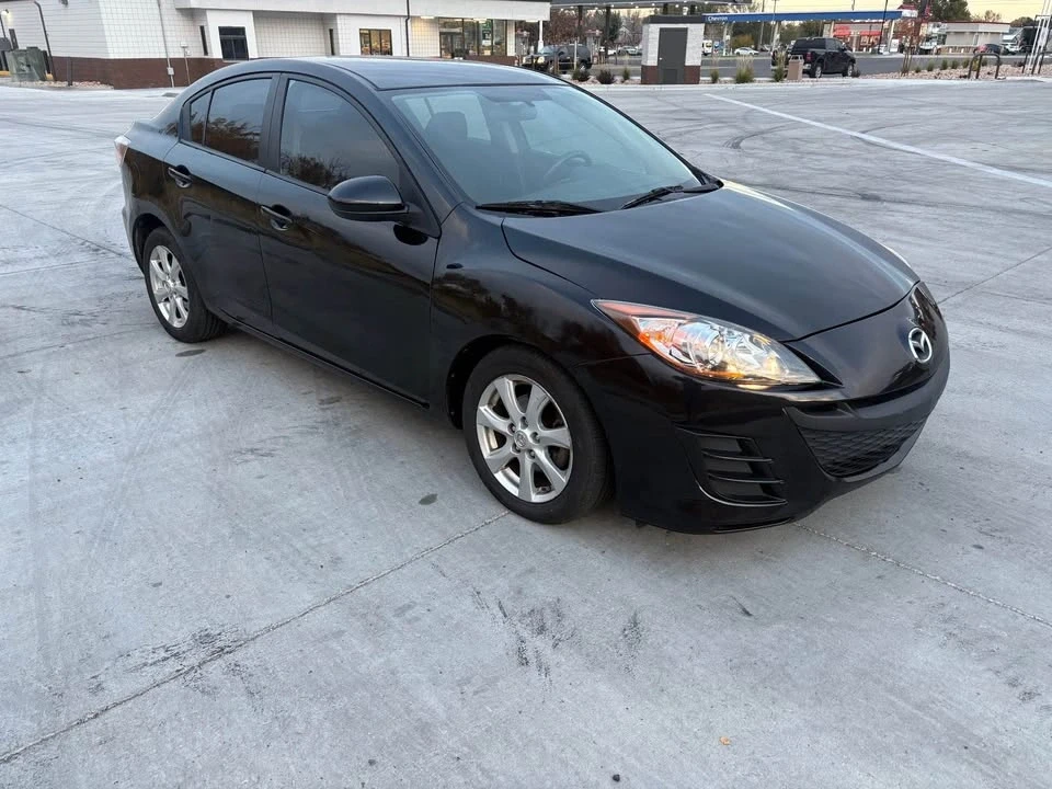 2010 Mazda Mazda 3 2nd Gen - Image 3 of 12