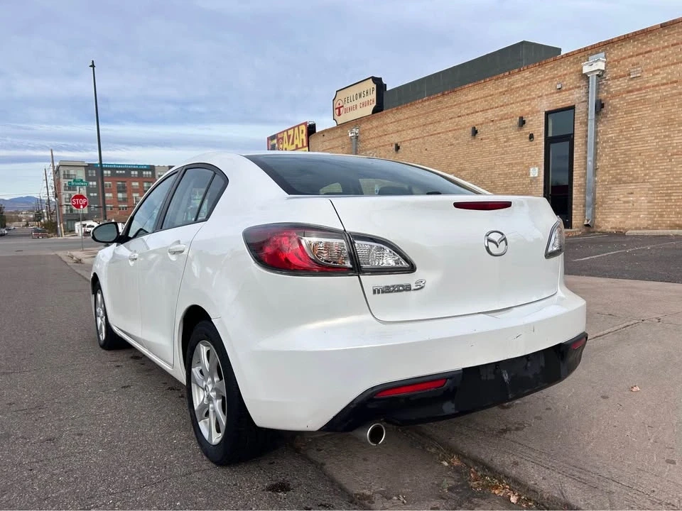 2010 Mazda Mazda 3 2nd Gen - Image 2 of 16