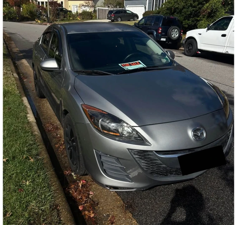 2010 Mazda Mazda 3 2nd Gen - Image 3 of 9