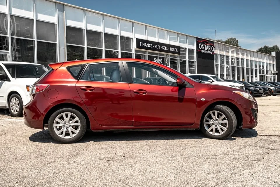 2010 Mazda Mazda 3 2nd Gen - Image 4 of 11