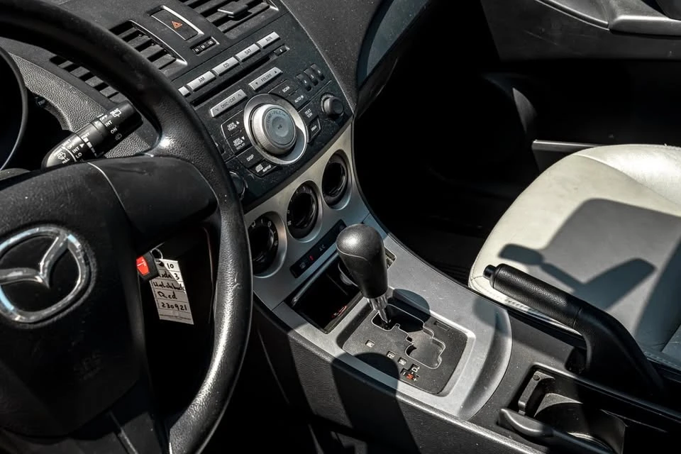 2010 Mazda Mazda 3 2nd Gen - Image 10 of 11
