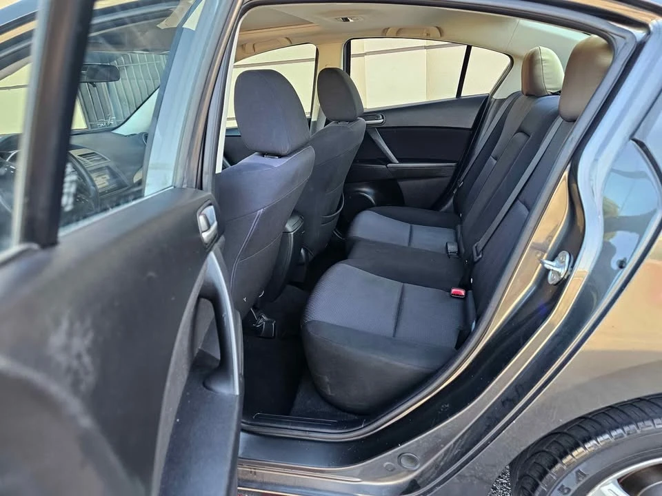2010 Mazda Mazda 3 2nd Gen - Image 6 of 10