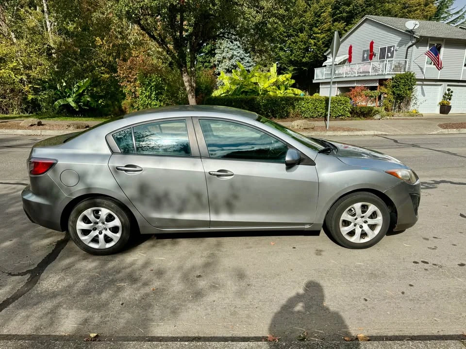 2010 Mazda Mazda 3 2nd Gen - Image 6 of 14