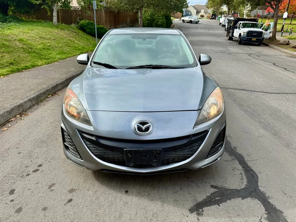 2010 Mazda Mazda 3 2nd Gen - Image 2 of 14