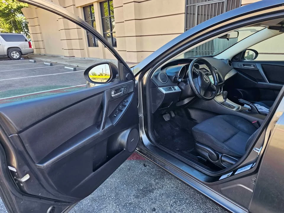 2010 Mazda Mazda 3 2nd Gen - Image 7 of 10