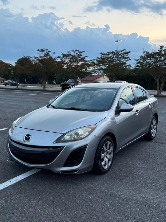 2010 Mazda Mazda 3 2nd Gen - Image 3 of 17