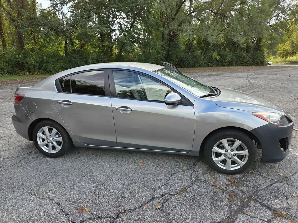 2010 Mazda Mazda 3 2nd Gen - Image 3 of 7