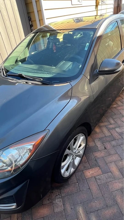 2010 Mazda Mazda 3 2nd Gen - Image 3 of 20