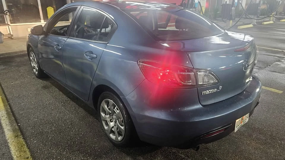 2010 Mazda Mazda 3 2nd Gen - Image 5 of 5