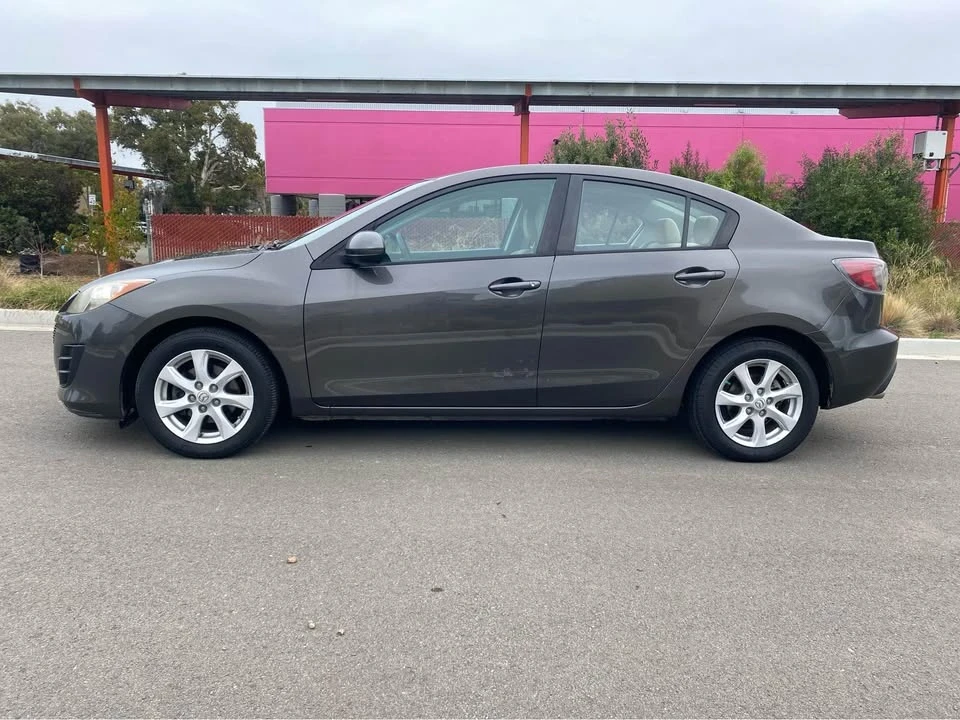 2010 Mazda Mazda 3 2nd Gen - Image 6 of 12