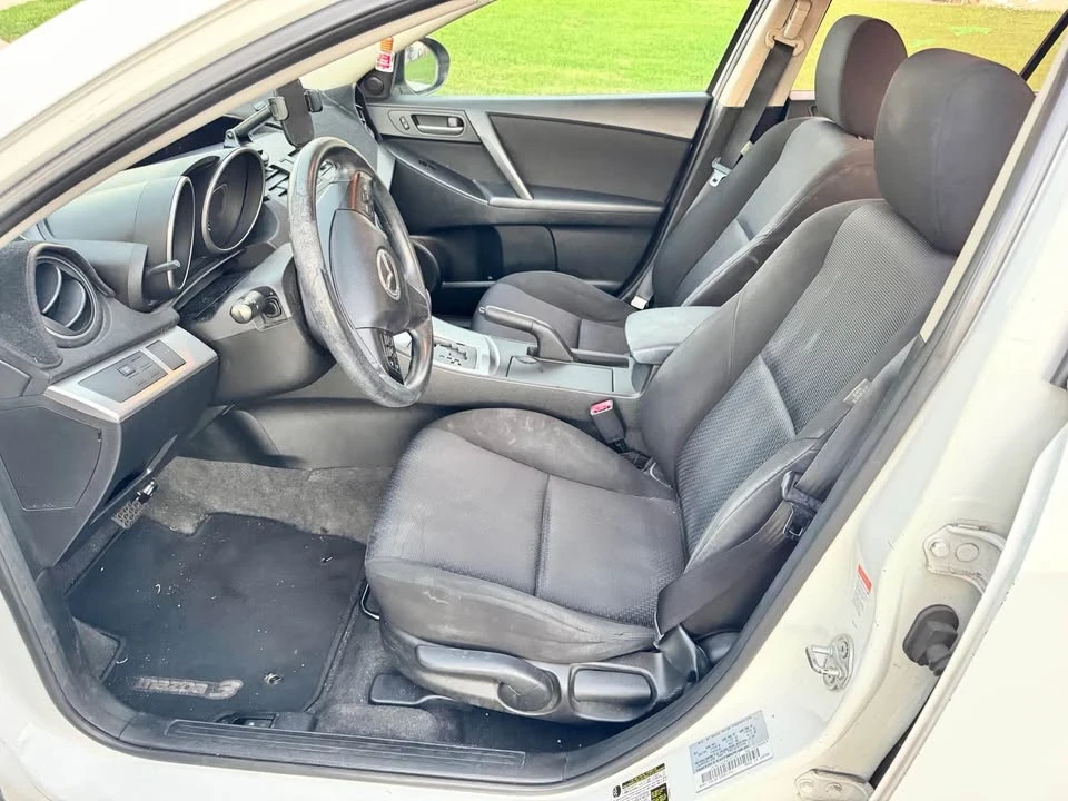 2010 Mazda Mazda 3 2nd Gen - Image 10 of 11