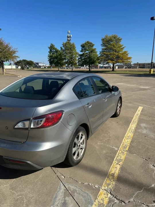 2010 Mazda Mazda 3 2nd Gen - Image 3 of 6