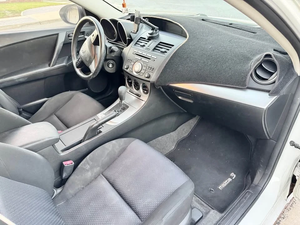 2010 Mazda Mazda 3 2nd Gen - Image 9 of 11