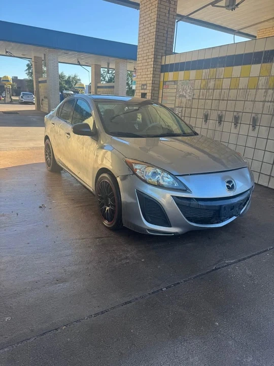 2010 Mazda Mazda 3 2nd Gen - Image 15 of 18