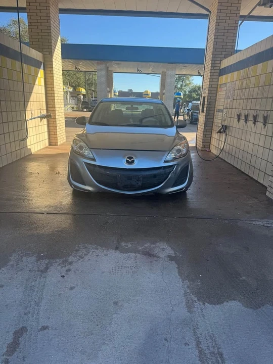 2010 Mazda Mazda 3 2nd Gen - Image 16 of 18