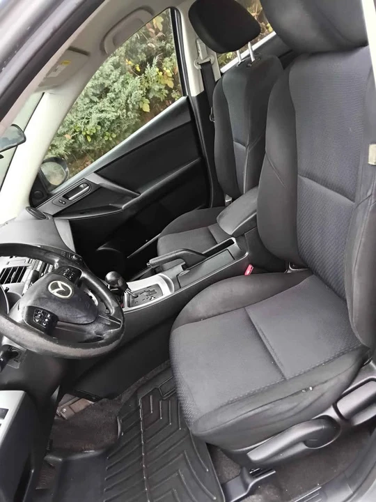 2010 Mazda Mazda 3 2nd Gen - Image 8 of 9