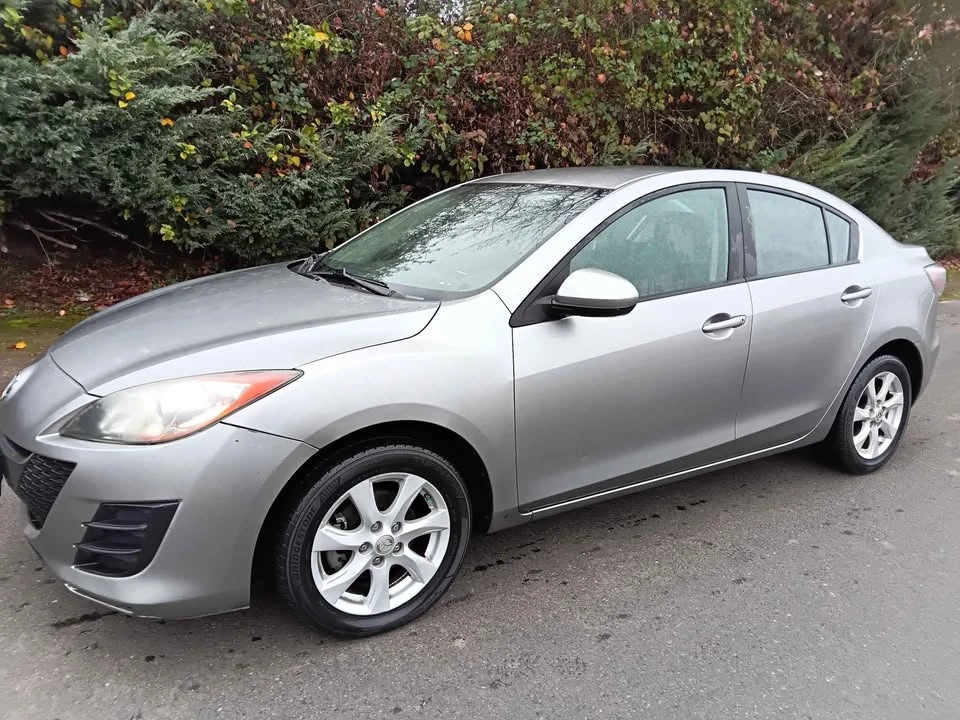 2010 Mazda Mazda 3 2nd Gen - Image 5 of 9