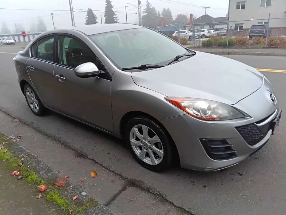 2010 Mazda Mazda 3 2nd Gen - Image 3 of 9