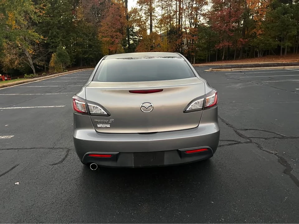 2010 Mazda Mazda 3 2nd Gen - Image 5 of 17