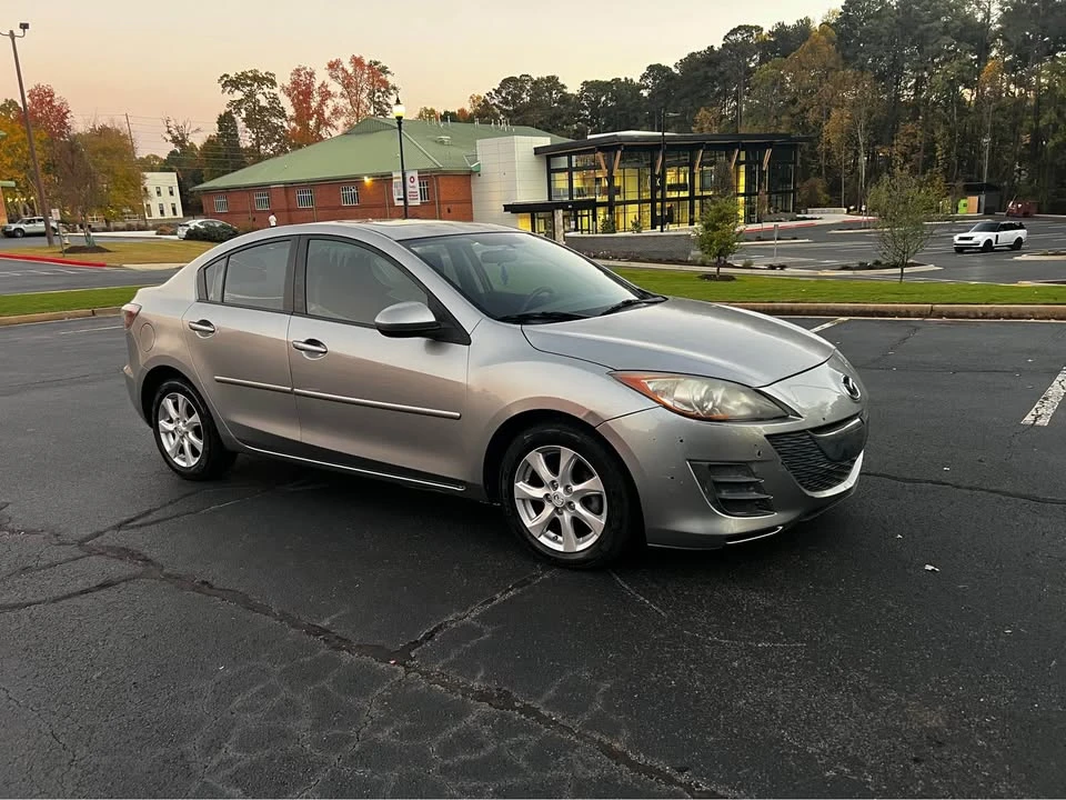 2010 Mazda Mazda 3 2nd Gen - Image 3 of 17
