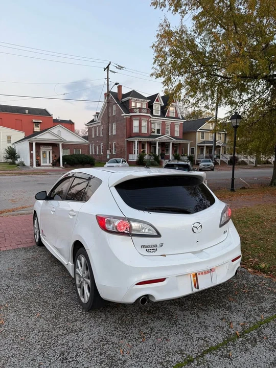 2010 Mazda Mazda 3 2nd Gen - Image 5 of 15