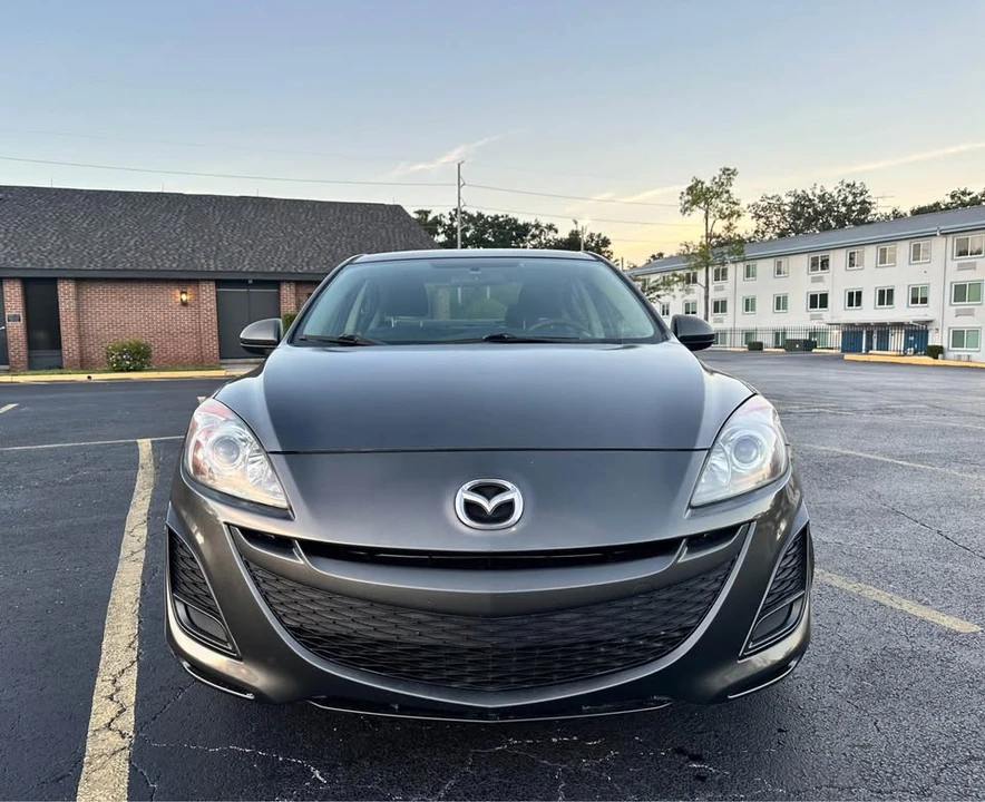 2010 Mazda Mazda 3 2nd Gen - Image 2 of 13