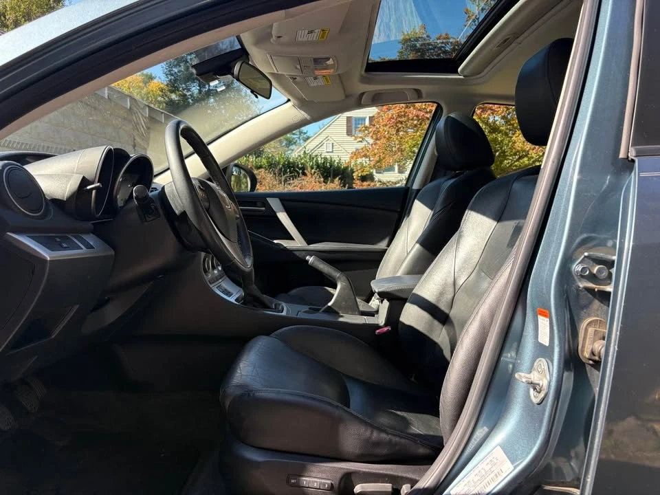 2010 Mazda Mazda 3 2nd Gen - Image 3 of 7