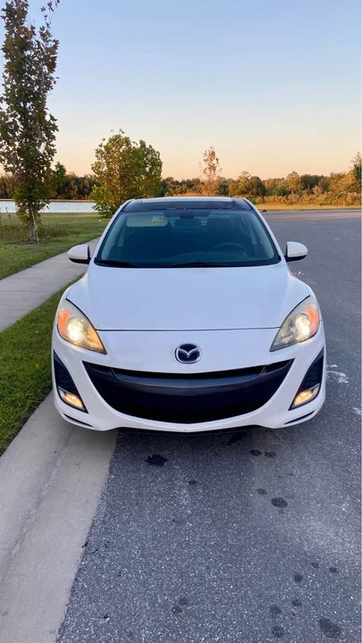 2010 Mazda Mazda 3 2nd Gen - Image 2 of 10