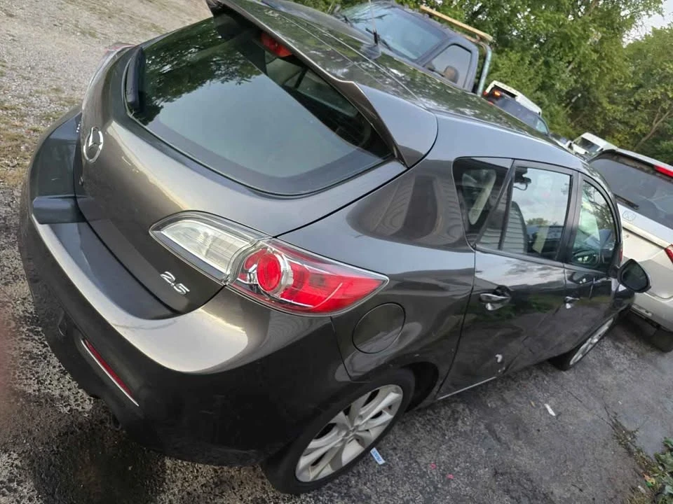 2010 Mazda Mazda 3 2nd Gen - Image 5 of 9