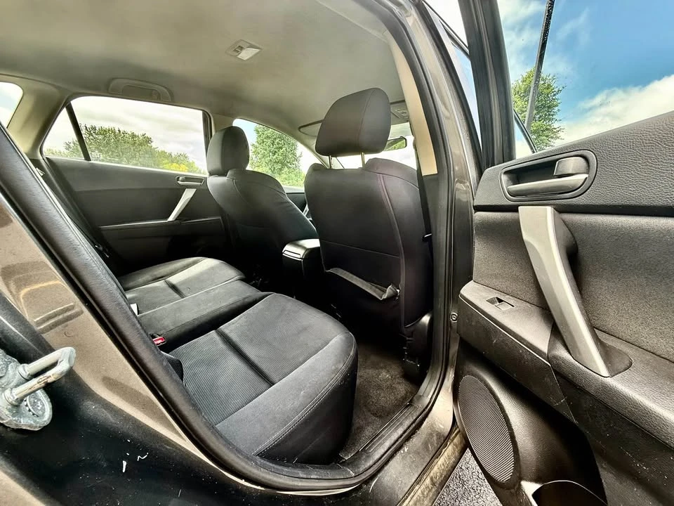 2010 Mazda Mazda 3 2nd Gen - Image 16 of 20