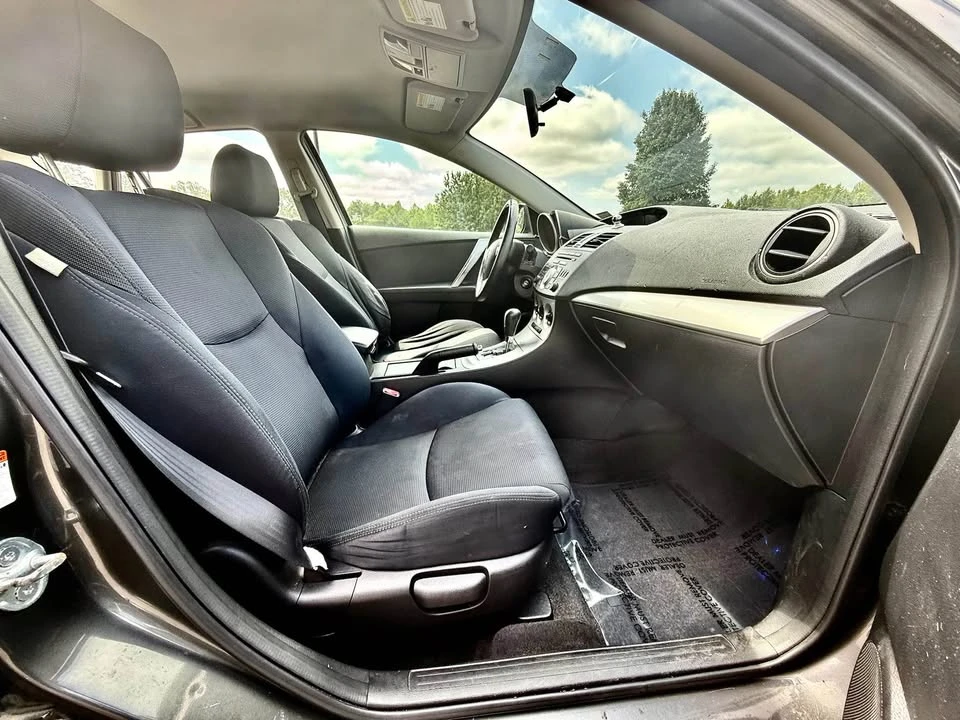 2010 Mazda Mazda 3 2nd Gen - Image 15 of 20