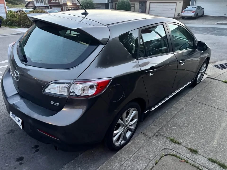 2010 Mazda Mazda 3 2nd Gen - Image 3 of 11