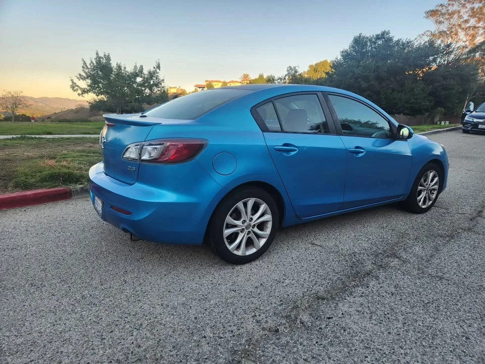 2010 Mazda Mazda 3 2nd Gen - Image 4 of 12