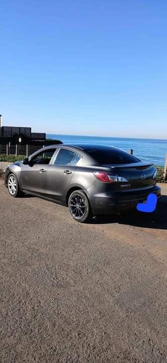 2010 Mazda Mazda 3 2nd Gen - Image 4 of 8