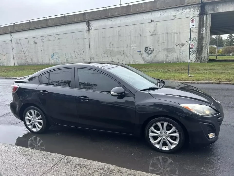2010 Mazda Mazda 3 2nd Gen - Image 2 of 15