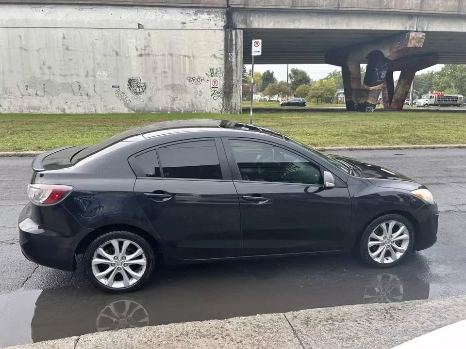 2010 Mazda Mazda 3 2nd Gen - Image 3 of 15