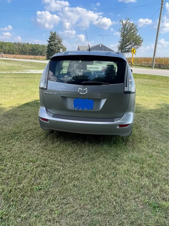 2010 Mazda Mazda 5 - Image 4 of 8