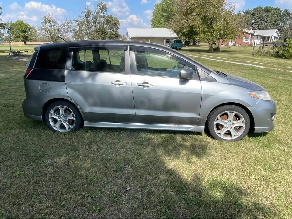 2010 Mazda Mazda 5 - Image 3 of 8