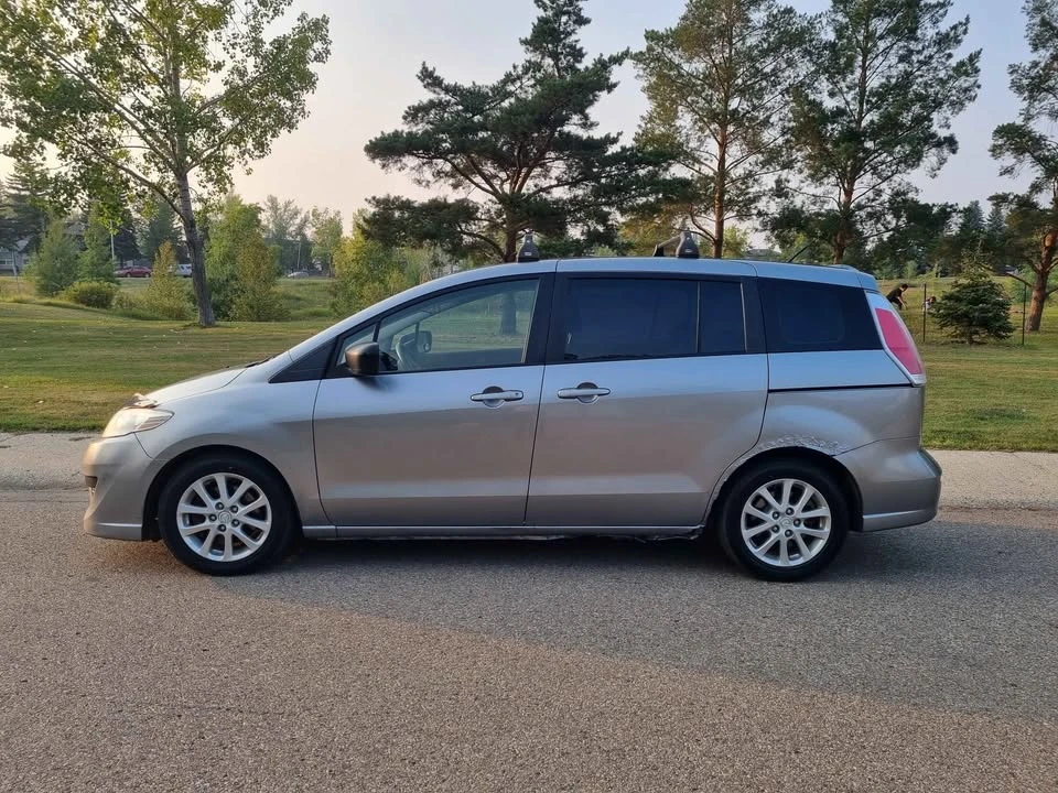 2010 Mazda Mazda 5 - Image 5 of 19