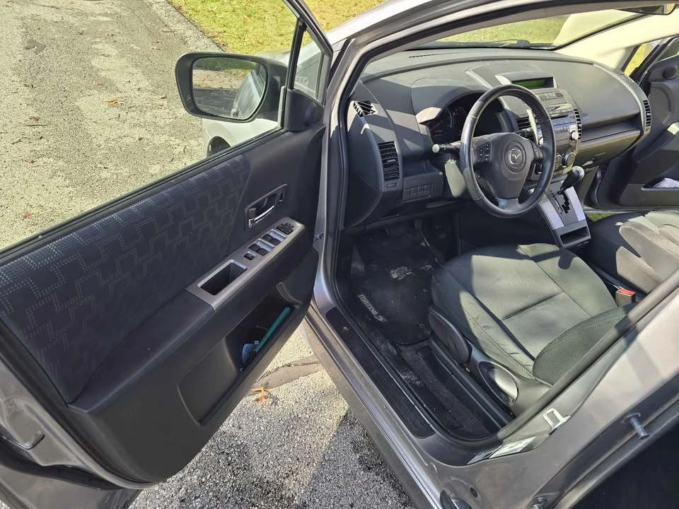 2010 Mazda Mazda 5 - Image 7 of 18